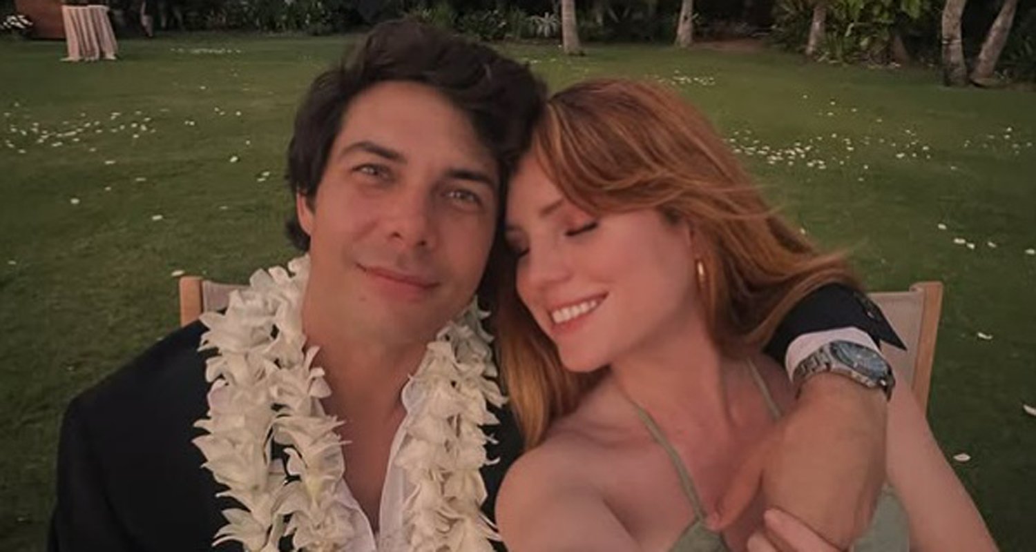 A cantora do Echosmith, Sydney Quiseng, dá à luz e dá as boas-vindas ao primeiro filho com o marido Cameron | Nascimento, Cameron Quiseng, Bebês Famosos, Echosmith, Sydney Quiseng, Sydney Sierota | Notícias e fofocas sobre celebridades | Entretenimento, fotos e vídeos