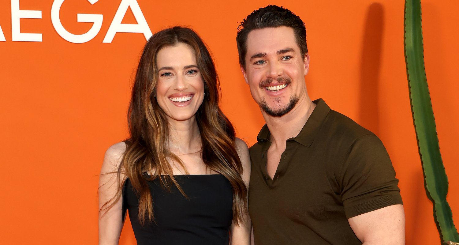 Allison Williams faz uma rara aparição com seu marido Alexander Dreymon no OMEGA Austin Celebration | Alexander Dreymon, Allison Williams, Dave Annable, Odette Annable, Robbie GK | Notícias e fofocas sobre celebridades | Entretenimento, fotos e vídeos