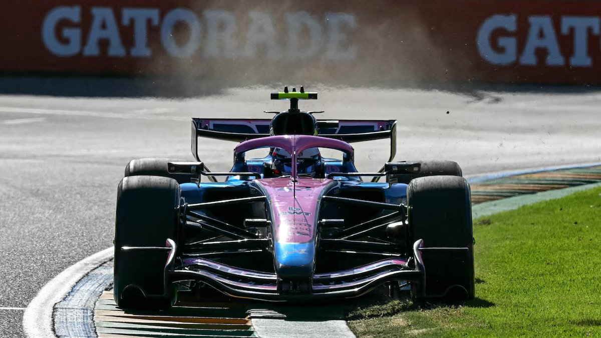 Alpine, desanimado, enquanto a McLaren ataca, Mercedes espera escondida e Aston Martin faz papel de bobo