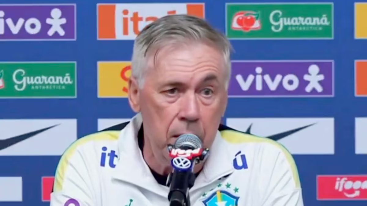 Ancelotti falou sobre a fórmula para vencer a Copa do Mundo. ele fez duas resenhas em que o Brasil foi campeão