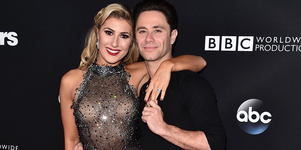 As ex-namoradas Emma Slater e Sasha Farber provocam uma à outra em um vídeo engraçado do TikTok | Dançando com as estrelas, Emma Slater, Sasha Farber | Notícias e fofocas sobre celebridades | Entretenimento, fotos e vídeos