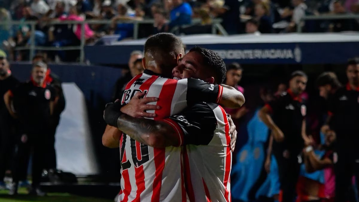 Barracas venceu em Mendoza. A joia de Candia, algumas polêmicas e uma arbitragem estranha.