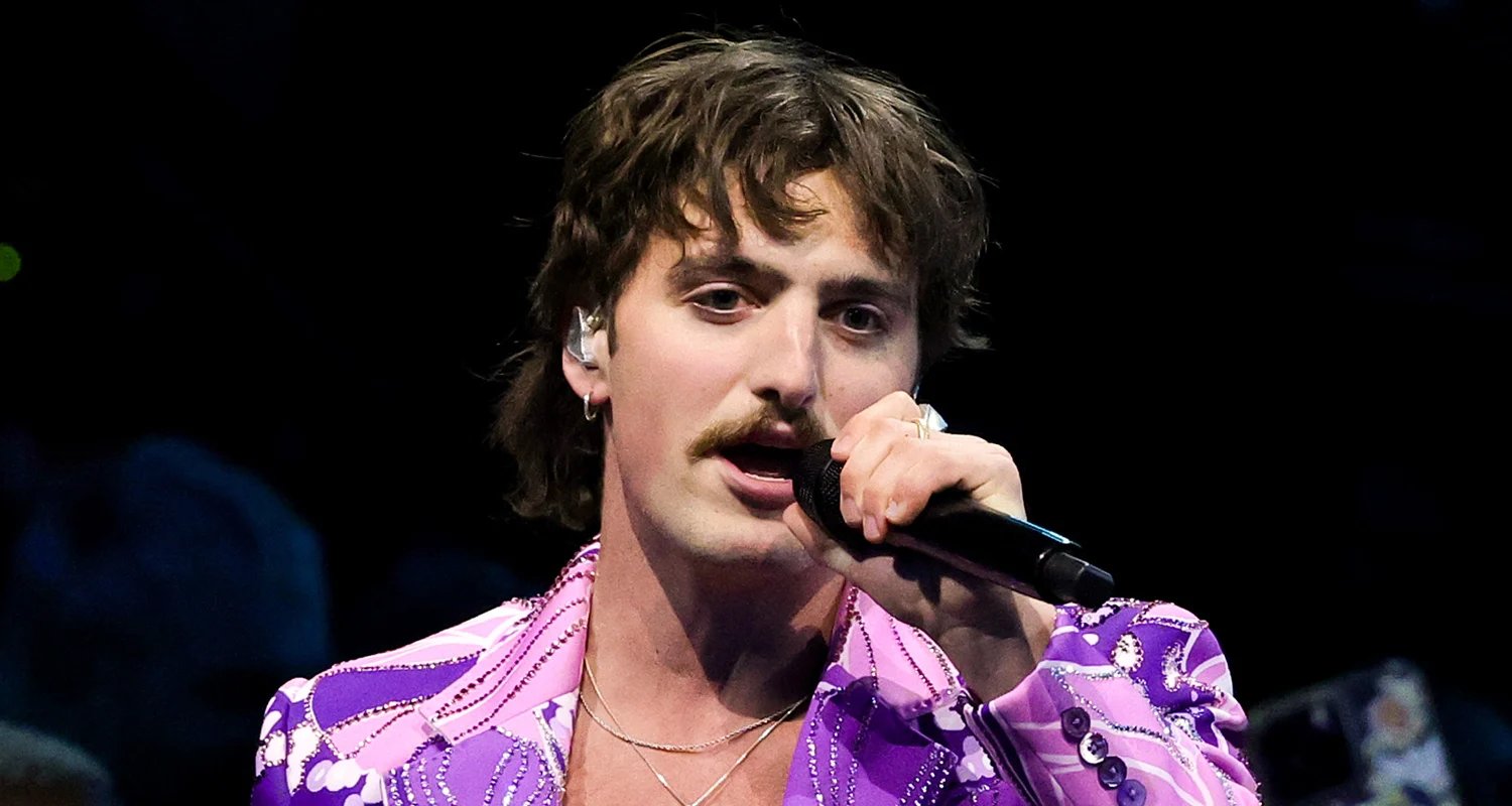 Benson Boone anuncia turnê de ‘Wanted Man’ pelos EUA – lista completa de datas e cidades reveladas! | Benson Boone, passeio | Notícias e fofocas sobre celebridades | Entretenimento, fotos e vídeos