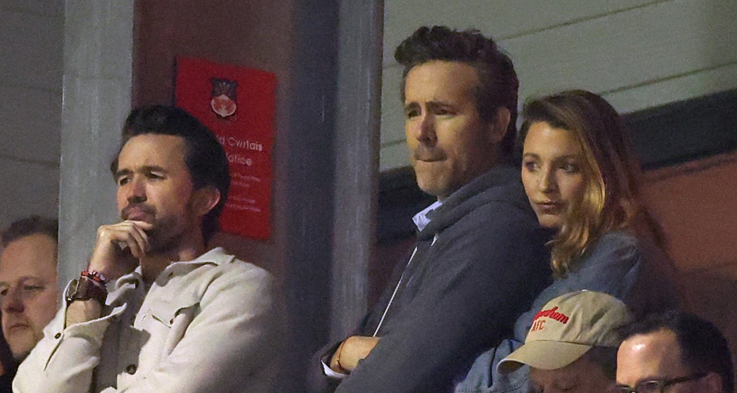 Blake Lively se junta ao marido Ryan Reynolds e Rob Mac no jogo Wrexham x Chelsea | Blake Lively, Rob McElhenney, Ryan Reynolds | Notícias e fofocas sobre celebridades | Entretenimento, fotos e vídeos