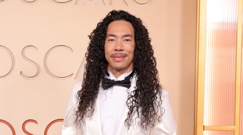 Cole Walliser da Glambot está chegando ao Oscar de 2026 para apresentar o E! Vídeos de notícias após polêmica no início deste ano | Oscar 2026, Cole Walliser, Glambot, Oscar | Notícias e fofocas sobre celebridades | Entretenimento, fotos e vídeos