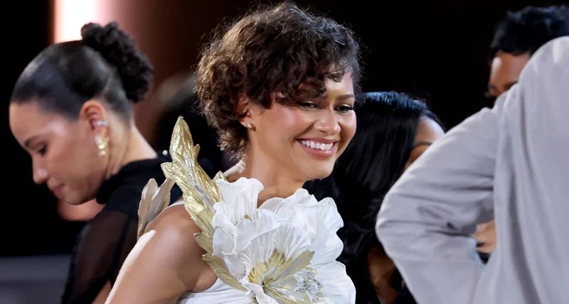 Como Zendaya aparentemente confirmou seu casamento durante o evento pré-Oscar da Essence | Tom Holland, Zendaya | Notícias e fofocas sobre celebridades | Entretenimento, fotos e vídeos