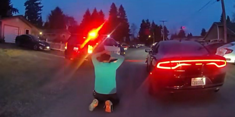 ‘Criminoso de carreira’ com ‘Bong personalizado’ embutido em carro é preso pela 98ª vez em Washington após perseguição em alta velocidade | crimes, Washington | Notícias e fofocas sobre celebridades | Entretenimento, fotos e vídeos