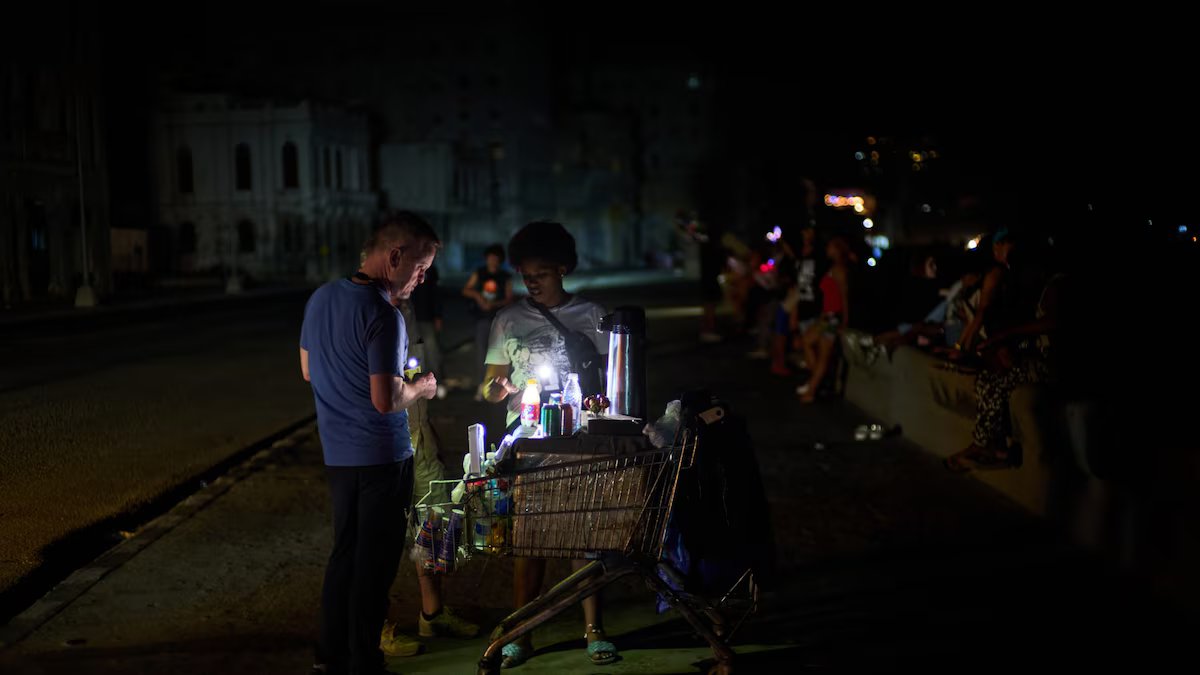 Cuba está a sofrer uma terceira emergência nacional depois de Trump ter reforçado o bloqueio e um petroleiro russo que vinha ajudar ter sido desviado.