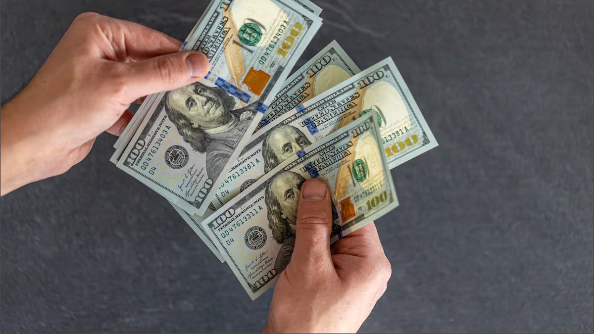 Dólar hoje, dólar azul hoje, preço ao vivo. quanto eles estão negociando nesta terça-feira, 24 de março?