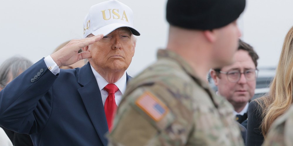 Donald Trump usa boné de beisebol durante transferência digna de 6 soldados caídos, Fox News pede desculpas por mostrar imagens erradas | Donald Trump, Fox News | Notícias e fofocas sobre celebridades | Entretenimento, fotos e vídeos