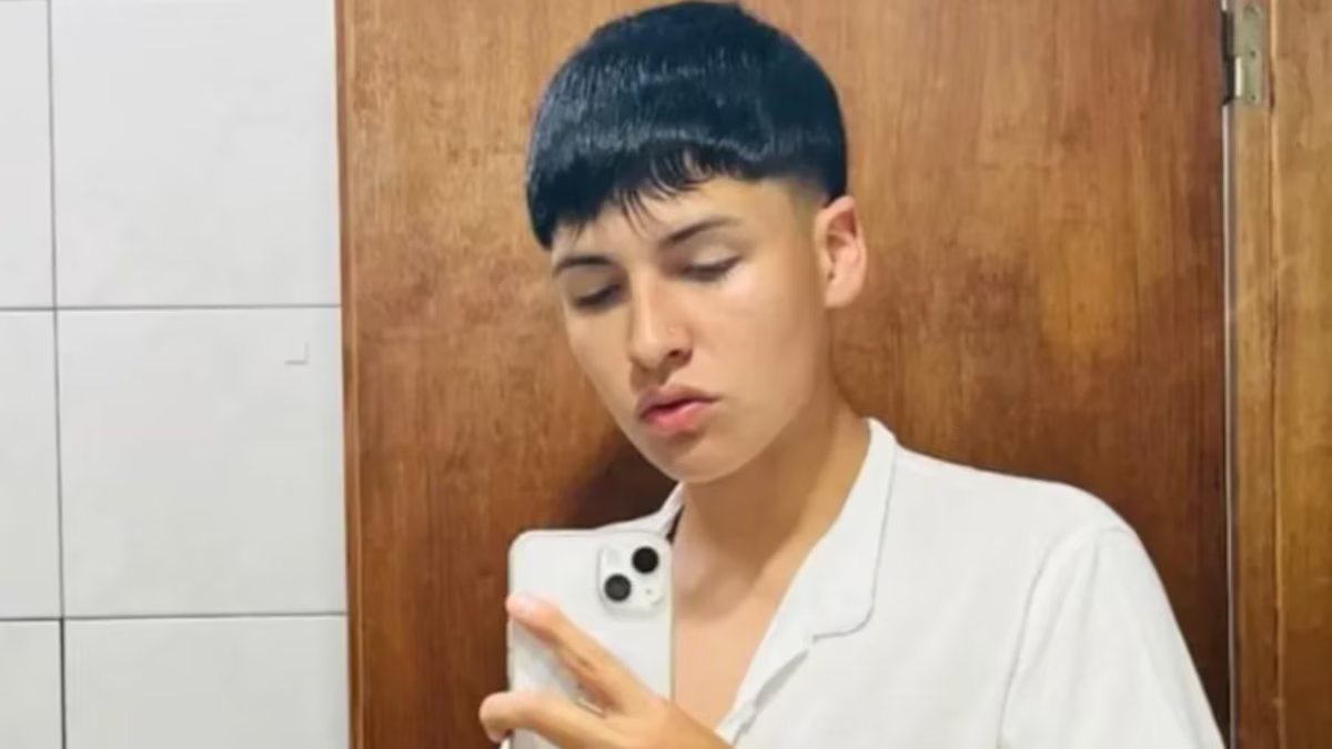 Ele tinha 18 anos, saiu para dançar com os amigos e nunca mais voltou. eles o mataram em plena luz do dia.