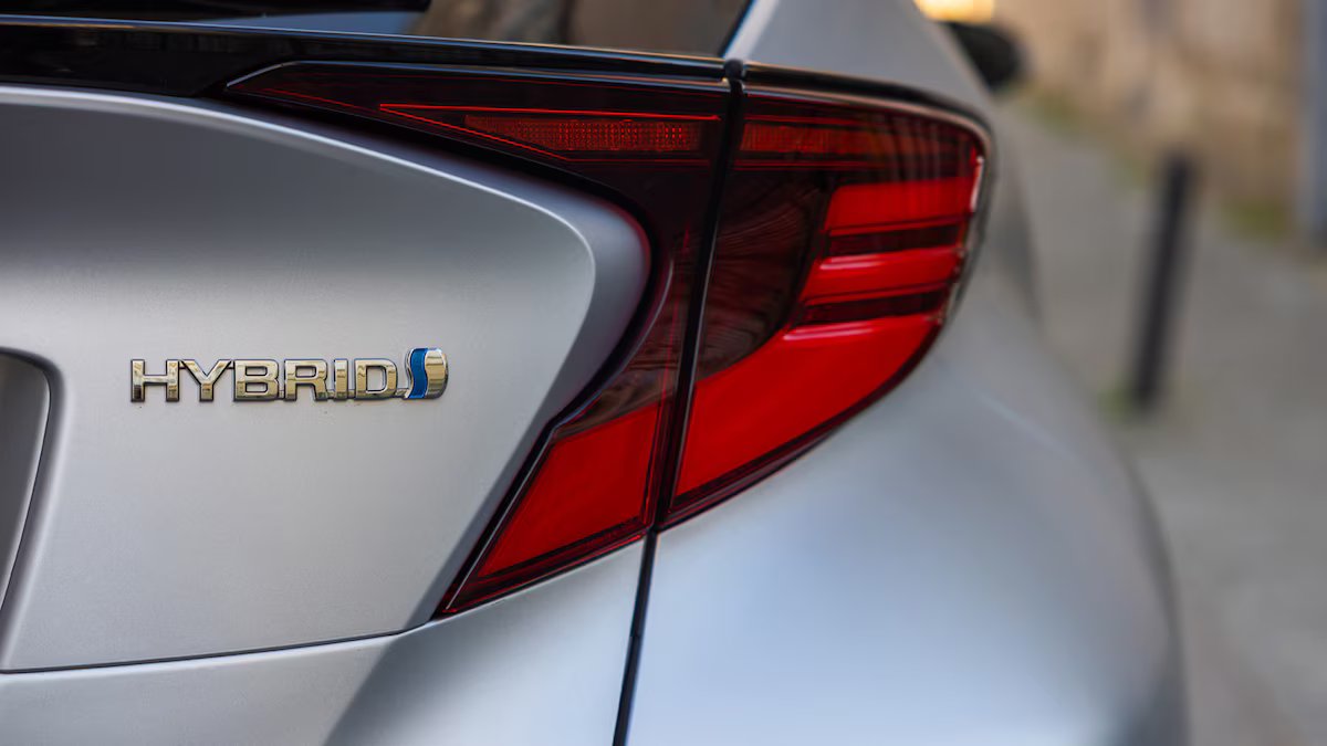 Eles estão descobrindo quanto tempo um carro híbrido pode durar e o resultado foi surpreendente