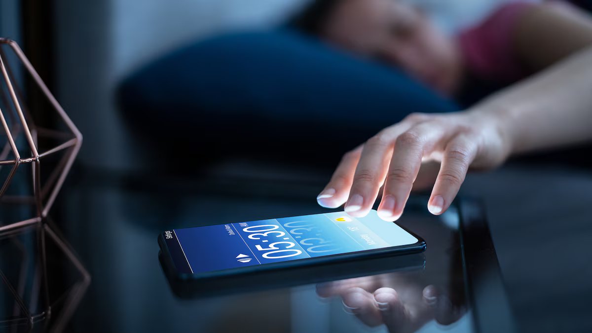 Especialistas em segurança explicam por que você deve desligar o celular cinco minutos todos os dias. “Temos uma responsabilidade.”