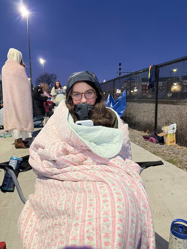 Esperando por ingressos em Utah – Deseret News