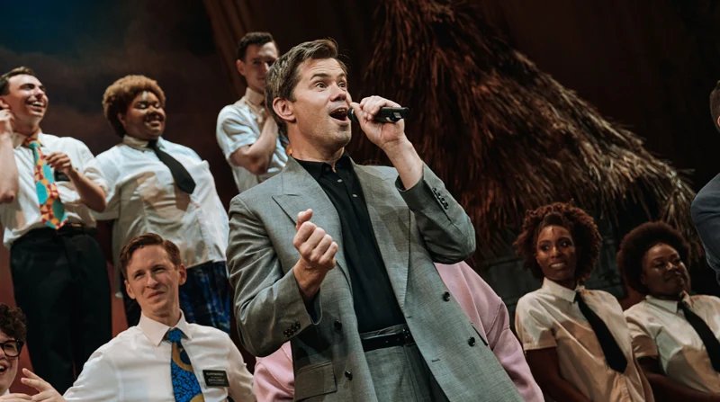 Estrelas de ‘O Livro de Mórmon’ se reúnem para apresentação do 15º aniversário, nova piada de Epstein adicionada ao show | Andrew Rannells, Bobby Lopez, Broadway, Matt Stone, Nikki M. James, Rory O’Malley, O Livro de Mórmon, Trey Parker | Notícias e fofocas sobre celebridades | Entretenimento, fotos e vídeos