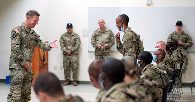 Exército dos EUA aumenta idade máxima de alistamento para 42 anos – Deseret News