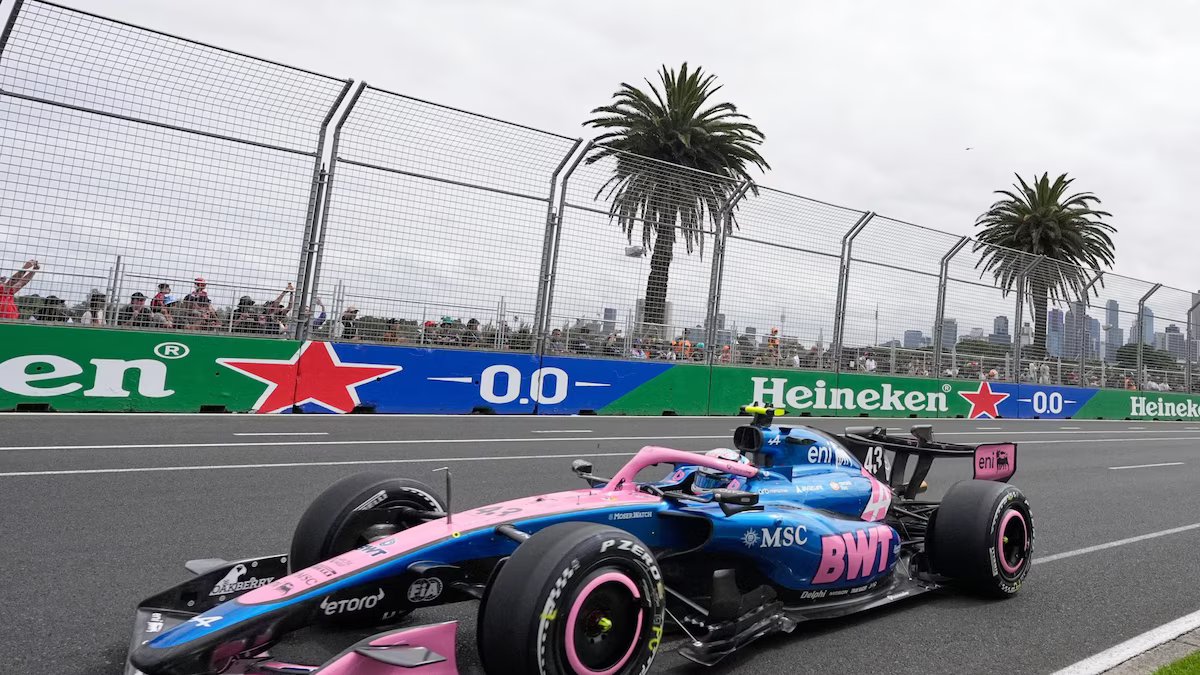 Franco Colapinto na qualificação ao vivo para o Grande Prêmio de Fórmula 1 da Austrália