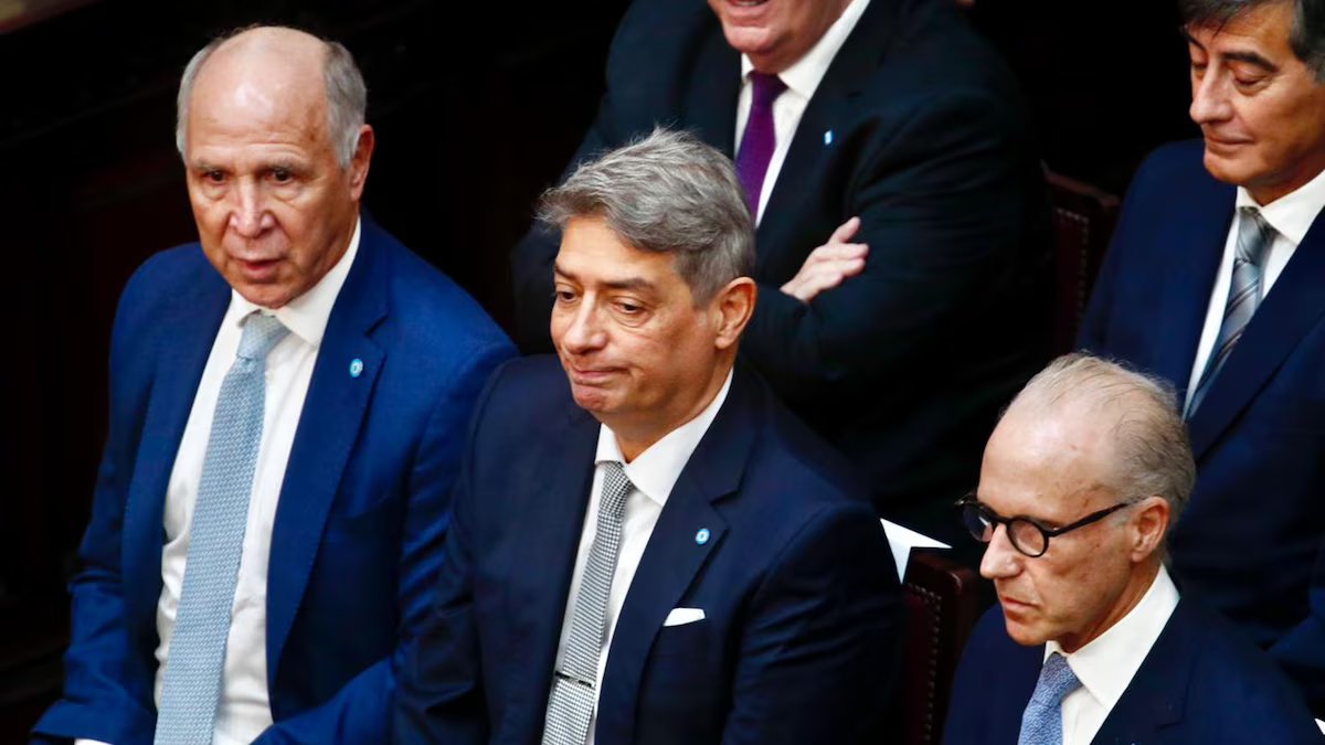 Governo recalcula e analisa Tribunal só depois de 2027