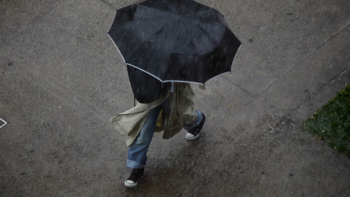 Há alerta de chuva na cidade e na AMBA. até quando o mau tempo continuará?