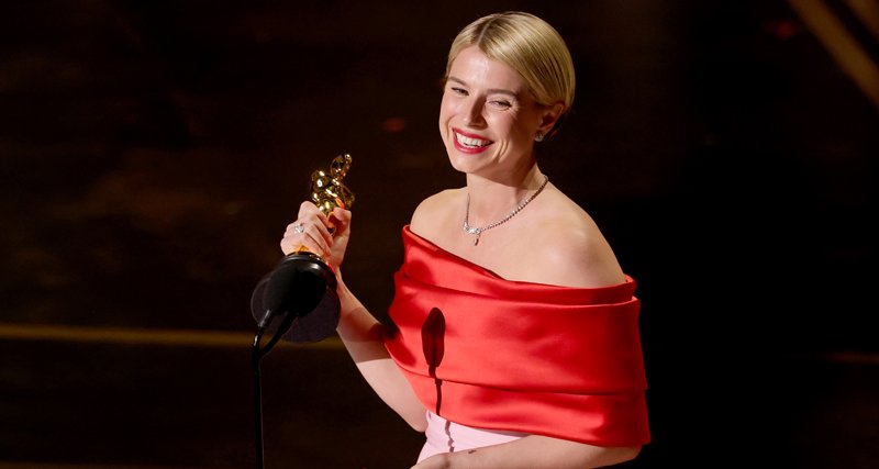 Jessie Buckley ganha melhor atriz no Oscar 2026 e diz ao marido Fred que quer ter mais 20.000 bebês com ele | Oscar 2026, Jessie Buckley, Oscar | Notícias e fofocas sobre celebridades | Entretenimento, fotos e vídeos