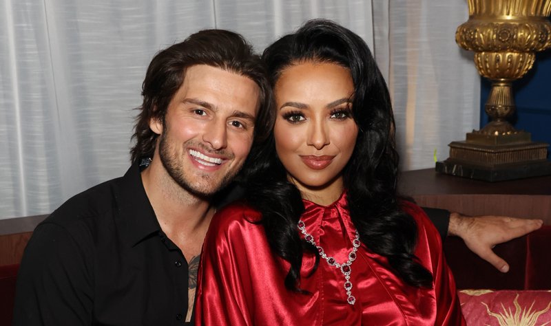 Kat Graham, de Vampire Diaries, dá à luz o primeiro filho, revela o nome do bebê e compartilha fotos! | Bebê, Nascimento, Bryant Woods, Bebês Celebridades, Kat Graham, Spero Wood | Notícias e fofocas sobre celebridades | Entretenimento, fotos e vídeos