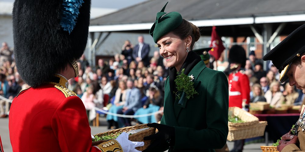 Kate Middleton saúda guardas irlandeses e mascote Wolfhound na parada do Dia de São Patrício na Inglaterra | Kate Middleton, realeza | Notícias e fofocas sobre celebridades | Entretenimento, fotos e vídeos