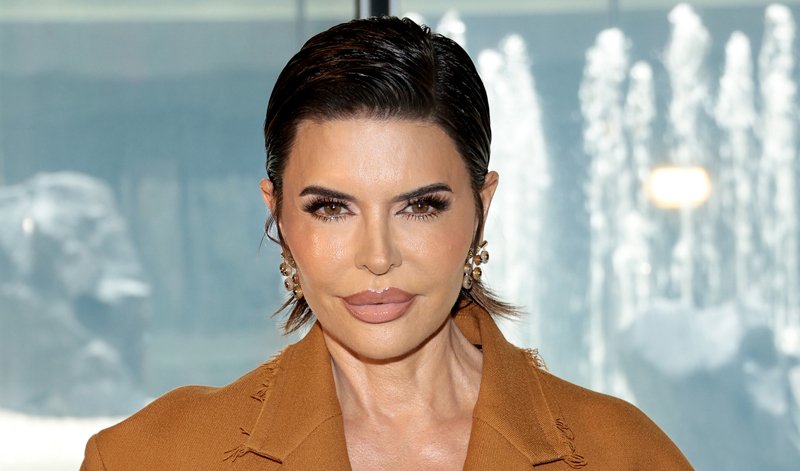 Lisa Rinna nomeia as duas celebridades mais rudes que já conheceu | Dionne Warwick, Lisa Rinna, Star Jones | Notícias e fofocas sobre celebridades | Entretenimento, fotos e vídeos