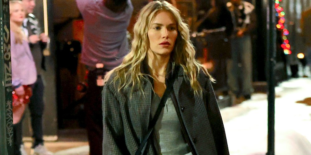 Michelle Randolph vista filmando filme de férias ‘Clashing Through the Snow’ em Nova York | Crash Through the Snow, Michelle Randolph | Notícias e fofocas sobre celebridades | Entretenimento, fotos e vídeos