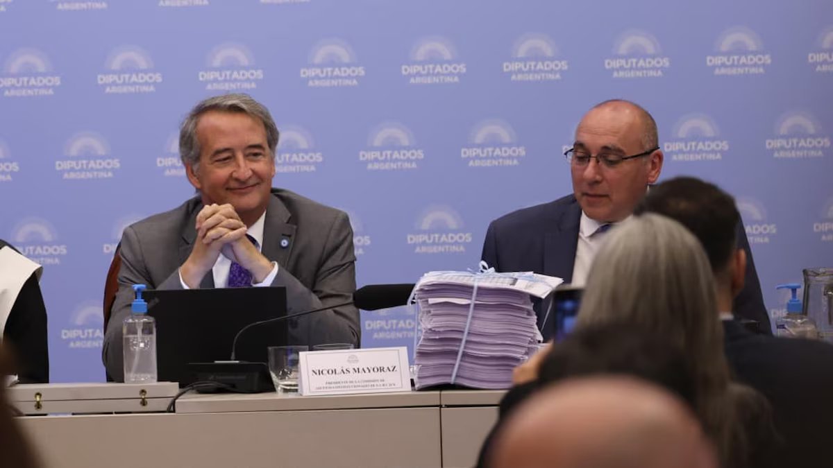 Nas últimas audiências sobre a Lei das Geleiras, o partido no poder avalia como avançar para evitar retrocessos.