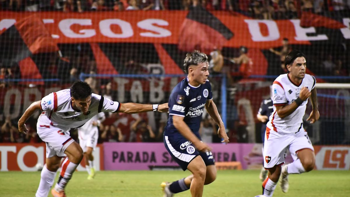 Newells entra em colapso. foi eliminado da Copa Argentina contra os substitutos da equipe de promoção
