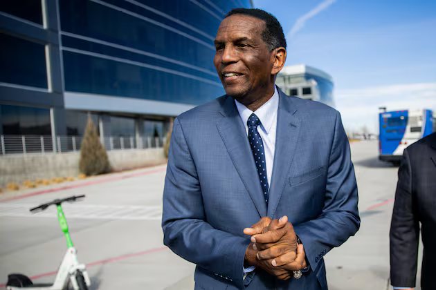 O deputado Burgess Owens de Utah se aposenta do Congresso – Deseret News