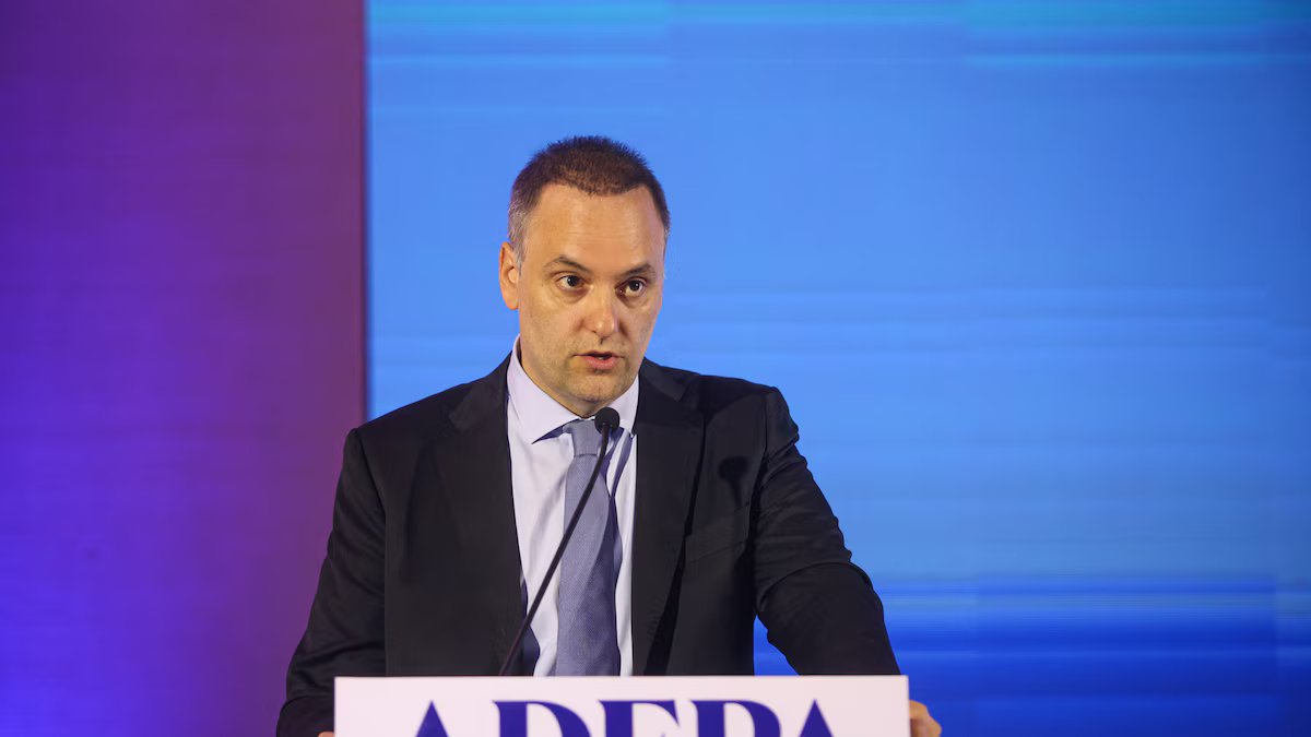 O governo apresentará um pacote de leis para alterar o Código Penal e o financiamento universitário