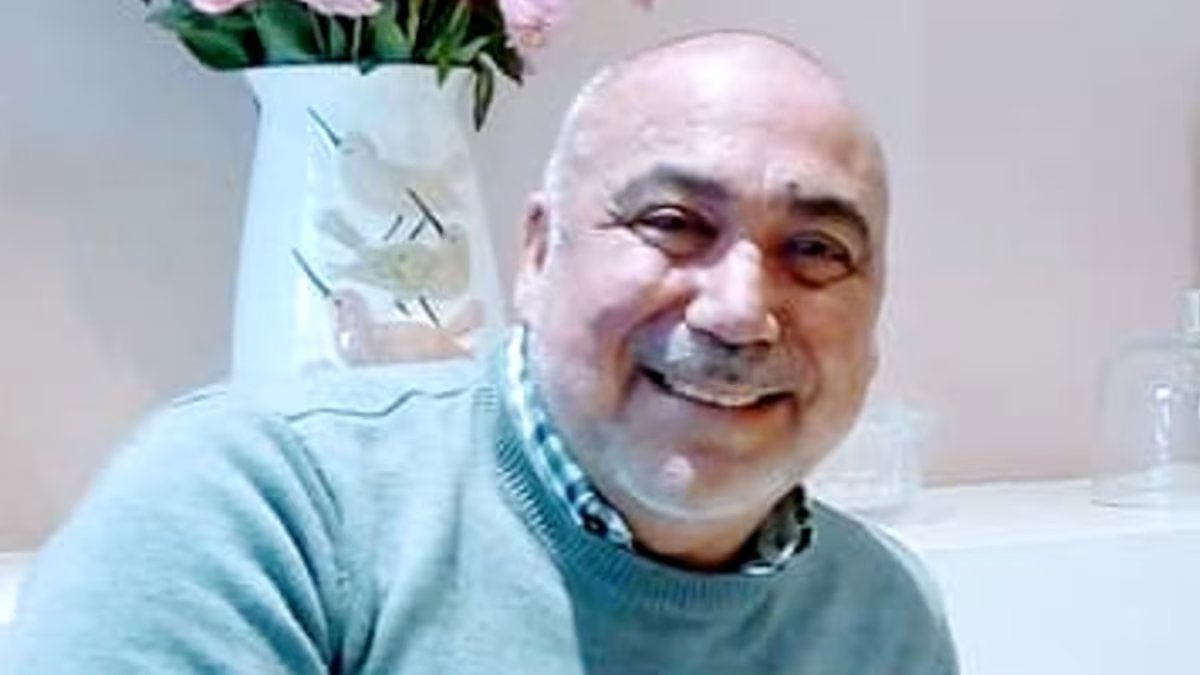 O professor foi encontrado morto em seu escritório em Caballito.