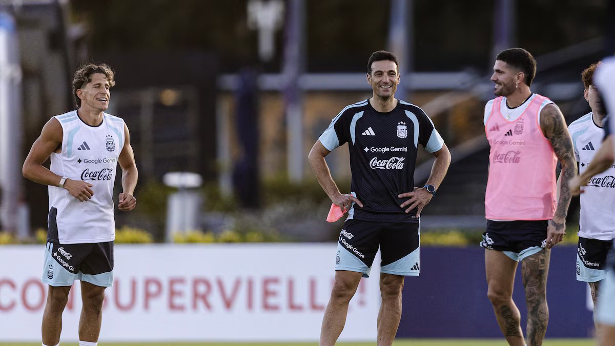 O que Scalloni disse sobre a final não disputada com a Espanha, a decisão de Messi e a possibilidade do retorno de Di Maria?