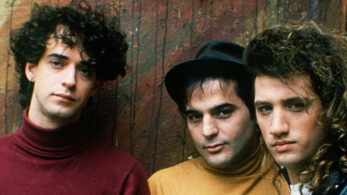 O retorno do Soda Stereo. a bolha do tempo, Cirque du Soleil, um show com cantores convidados e os novíssimos Ecos.