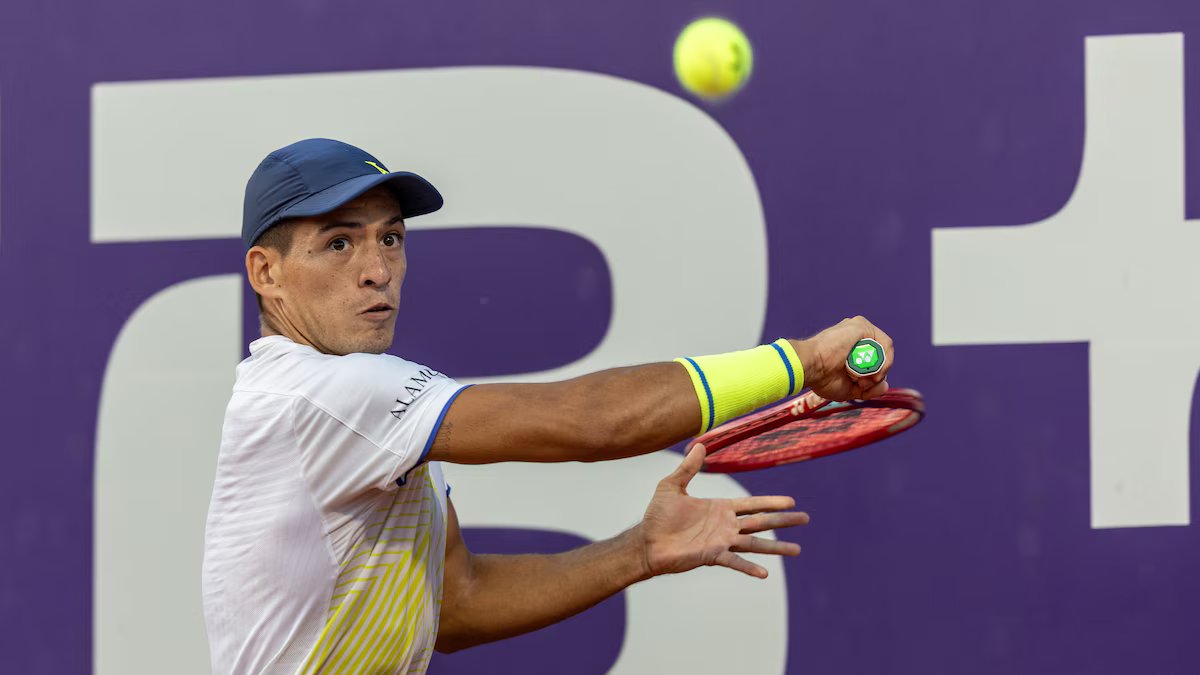 Os argentinos estão tentando caminhar firmemente sobre o cimento de Indian Wells. Celebrações de Baez e Juan Manuel Cerundolo