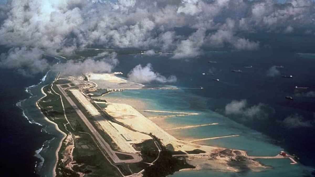 Porque é que a base dos EUA que tem como alvo o Irão é tão estratégica e controversa com o Reino Unido?