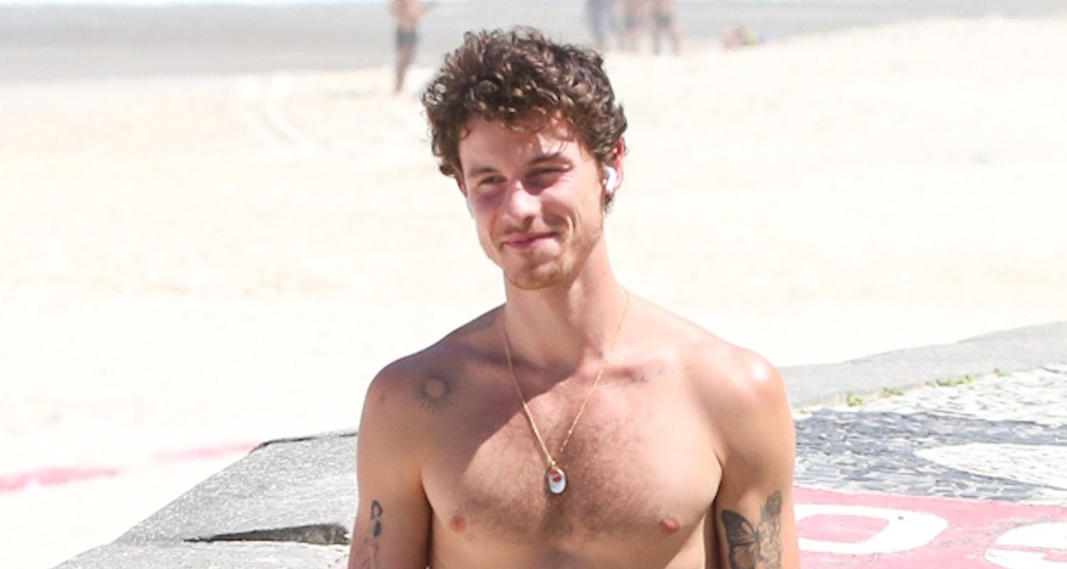 Shawn Mendes sai sem camisa para passear na praia do Rio de Janeiro | Shawn Mendes, sem camisa | Notícias e fofocas sobre celebridades | Entretenimento, fotos e vídeos
