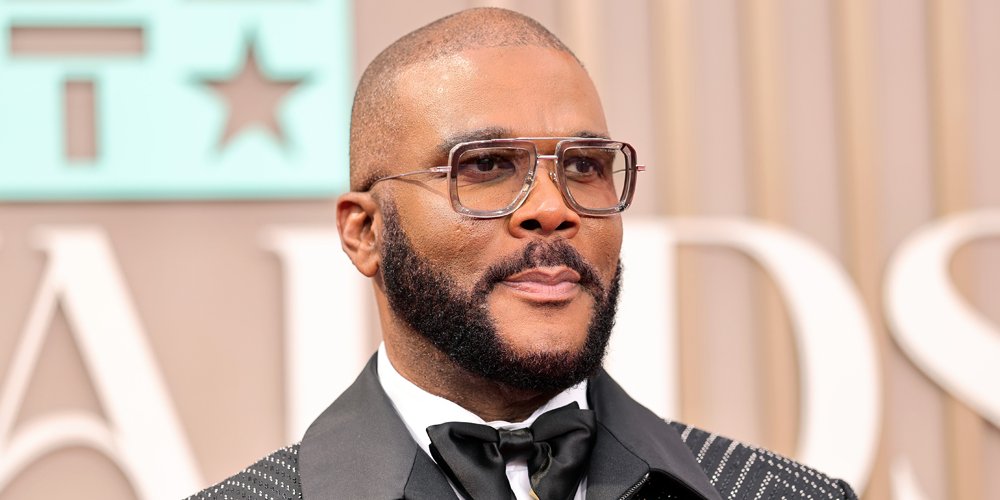 Trabalhadores da TSA forçados a devolver vales-presente Tyler Perry de US$ 1.000 | Política, TSA, Tyler Perry | Notícias e fofocas sobre celebridades | Entretenimento, fotos e vídeos