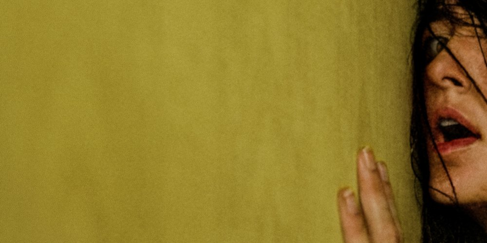 Trailer de ‘Backrooms’ revela primeiro olhar sobre filme de terror, baseado em fenômeno viral! | A24, Retiradas, Reboques | Notícias e fofocas sobre celebridades | Entretenimento, fotos e vídeos