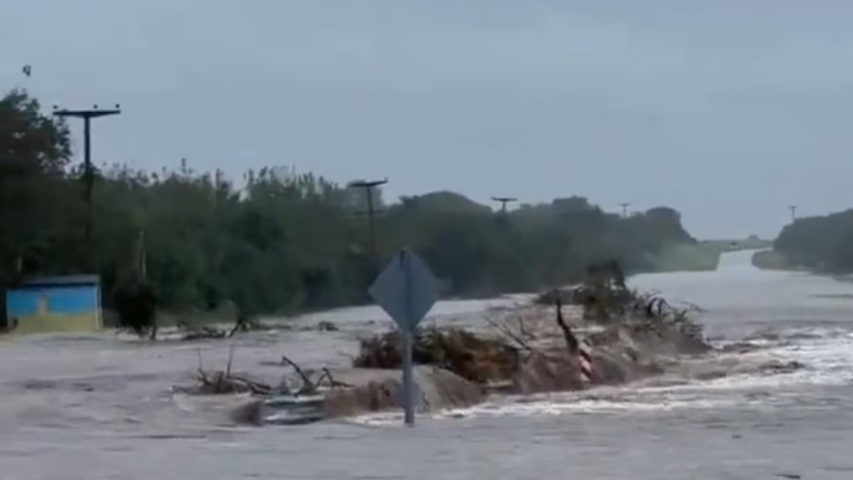 Tucumán. Foram registrados 170 milímetros de chuva acumulada e aulas foram suspensas