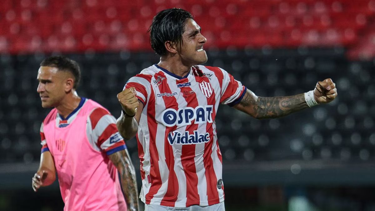 Union venceu com dois gols de seu icônico atacante e enfrentará o Independiente na próxima rodada