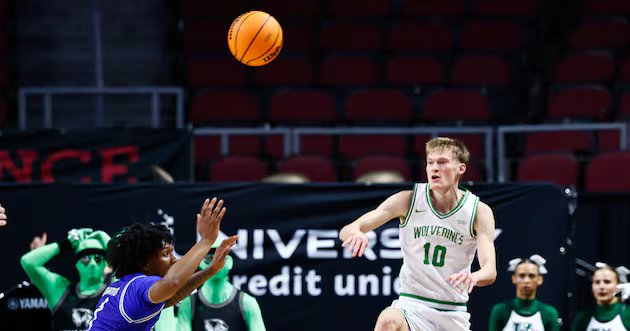 Utah Valley está a uma vitória de uma vaga no torneio da NCAA depois de escapar com a vitória na semifinal do WAC – Deseret News
