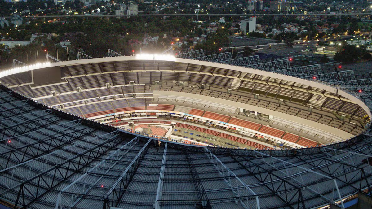 Você pode dormir lá dentro, fazer um tour com um ex-jogador e ganhar ingressos. como participar