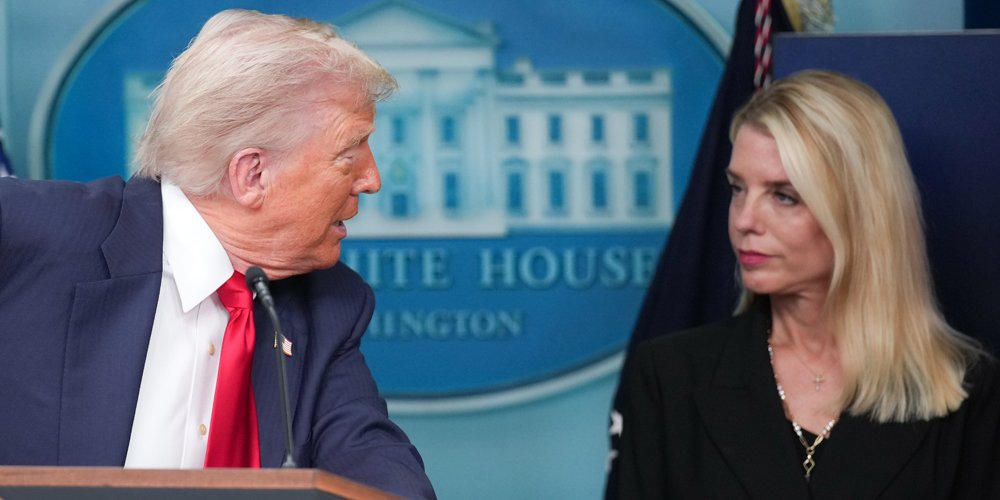 A contundente demissão de Trump em quatro palavras por Pam Bondi foi revelada junto com sua resposta inicial à notícia: relatório | Donald Trump, Pam Bondi, Política | Notícias e fofocas sobre celebridades | Entretenimento, fotos e vídeos