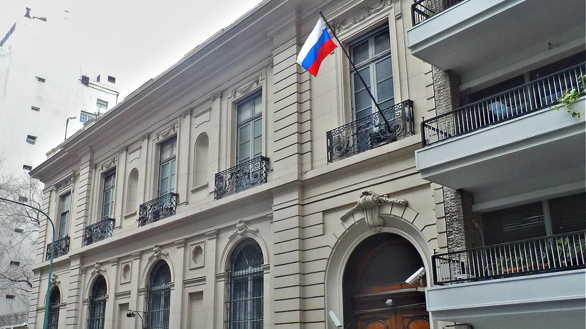 A embaixada russa na Argentina negou acusações de espionagem e alertou contra contatos bilaterais
