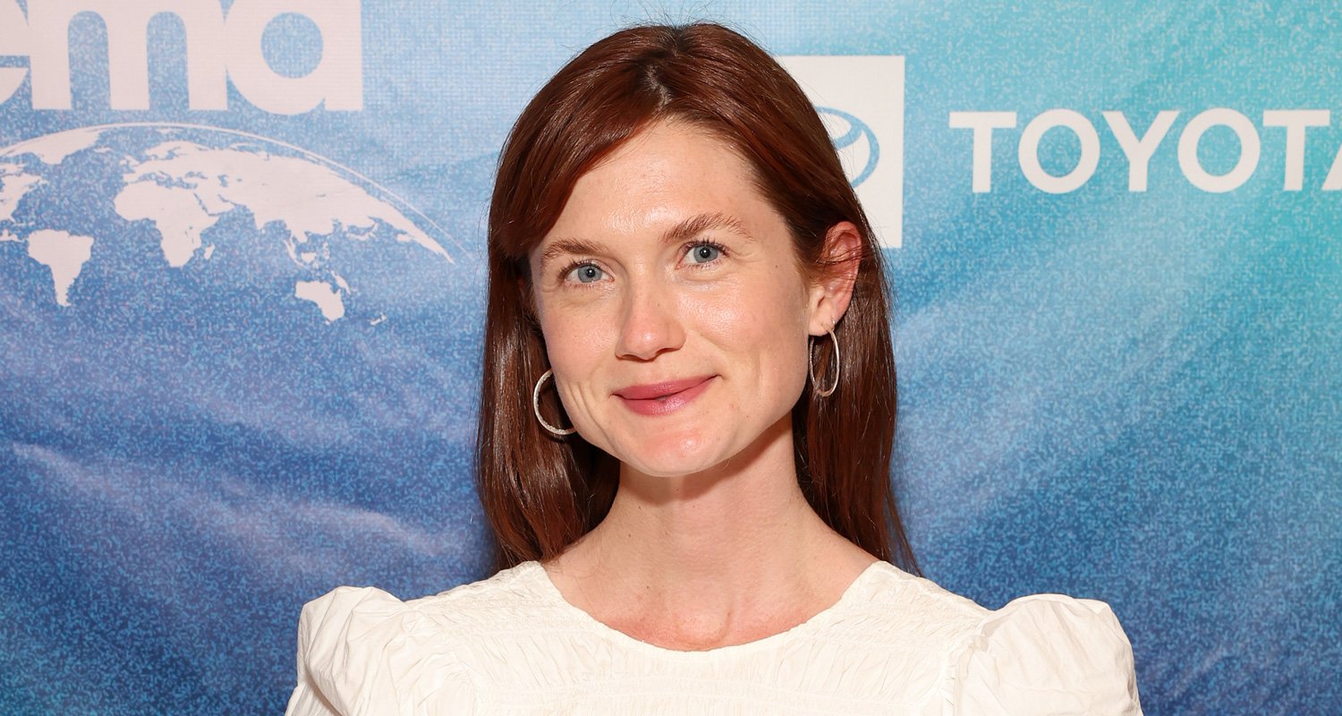 A estrela de “Harry Potter” Bonnie Wright está grávida e esperando um segundo filho com o marido Andrew Lococo | Andrew Lococo, Bonnie Wright, Harry Potter, Grávida, Celebridades Grávidas | Notícias e fofocas sobre celebridades | Entretenimento, fotos e vídeos
