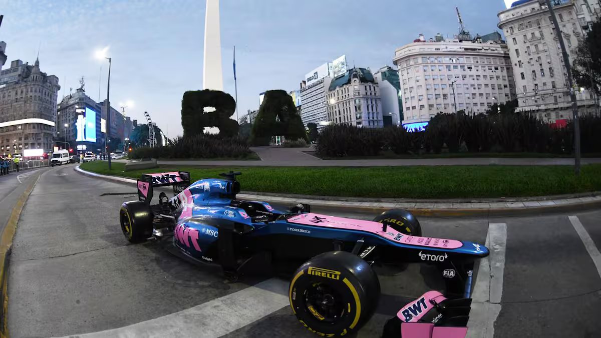 A que horas Franco Colapinto trabalha em Buenos Aires e onde você pode ver a exposição ao vivo?