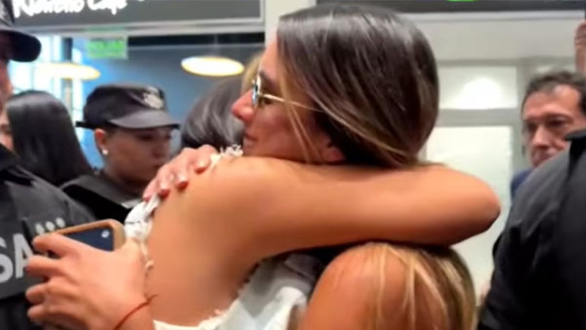 Agostina Paes chegou a Santiago del Estero após encontro com Patrícia Bulrich
