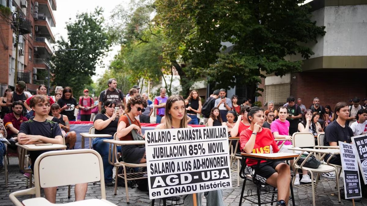 Arranhões desagradáveis ​​- AZG